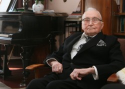 Andrzej Koszewski (1922-2015)