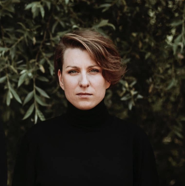 Portrait photo of Joanna Wicherek