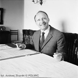 1966_Witold_Lutoslawski_pazdziernik2_original