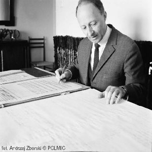 1966_Witold_Lutoslawski_pazdziernik_original