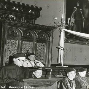1984_12_06_UJ_doktorat_hc4_profKopf_original