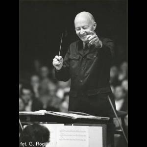 Lutoslawski_Witold_dyryguje2_original_copy_1