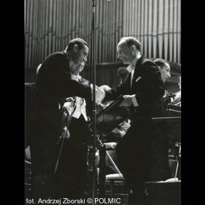 WJ1967_Lutoslawski_dyryguje_IISymfonia5_original_copy_1