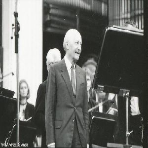 WJ1986_po_wykonaniu_LancuchaII_WLutoslawski5_original