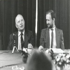 WJ1988_WLutoslawski_RAugustyn_konfpras_original