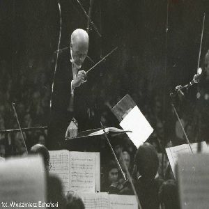 WJ1991_WLutoslawski_dyryguje_original