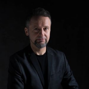 Portrait photo of Paweł Hendrich